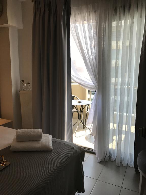 Lion Apartment Port Tesalonika Bagian luar foto