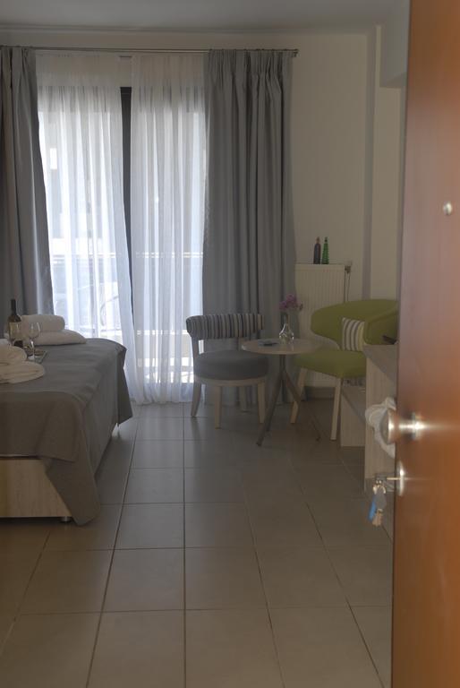Lion Apartment Port Tesalonika Bagian luar foto