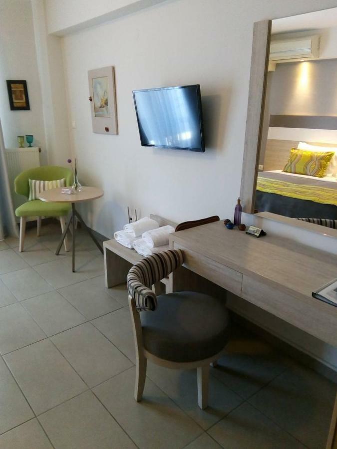 Lion Apartment Port Tesalonika Bagian luar foto